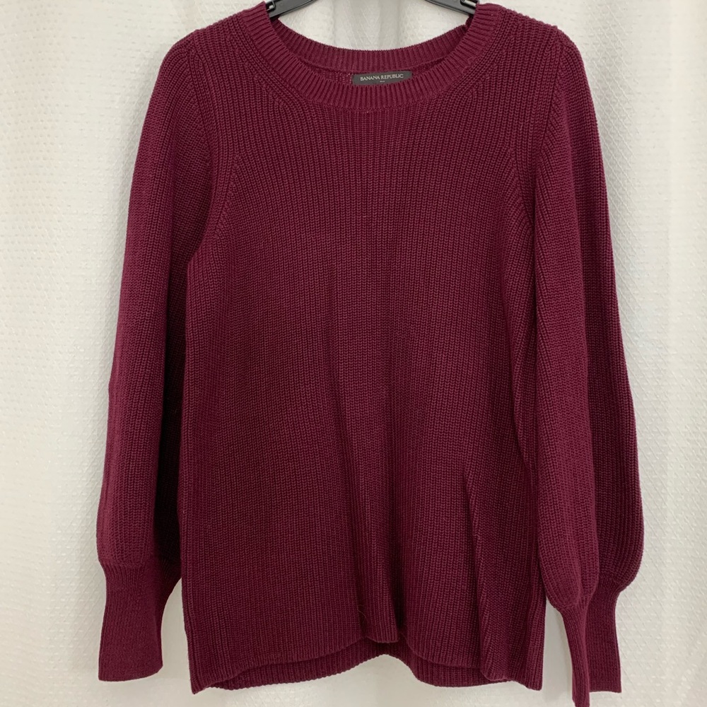 Banana Republic NWOT Maroon Sweater